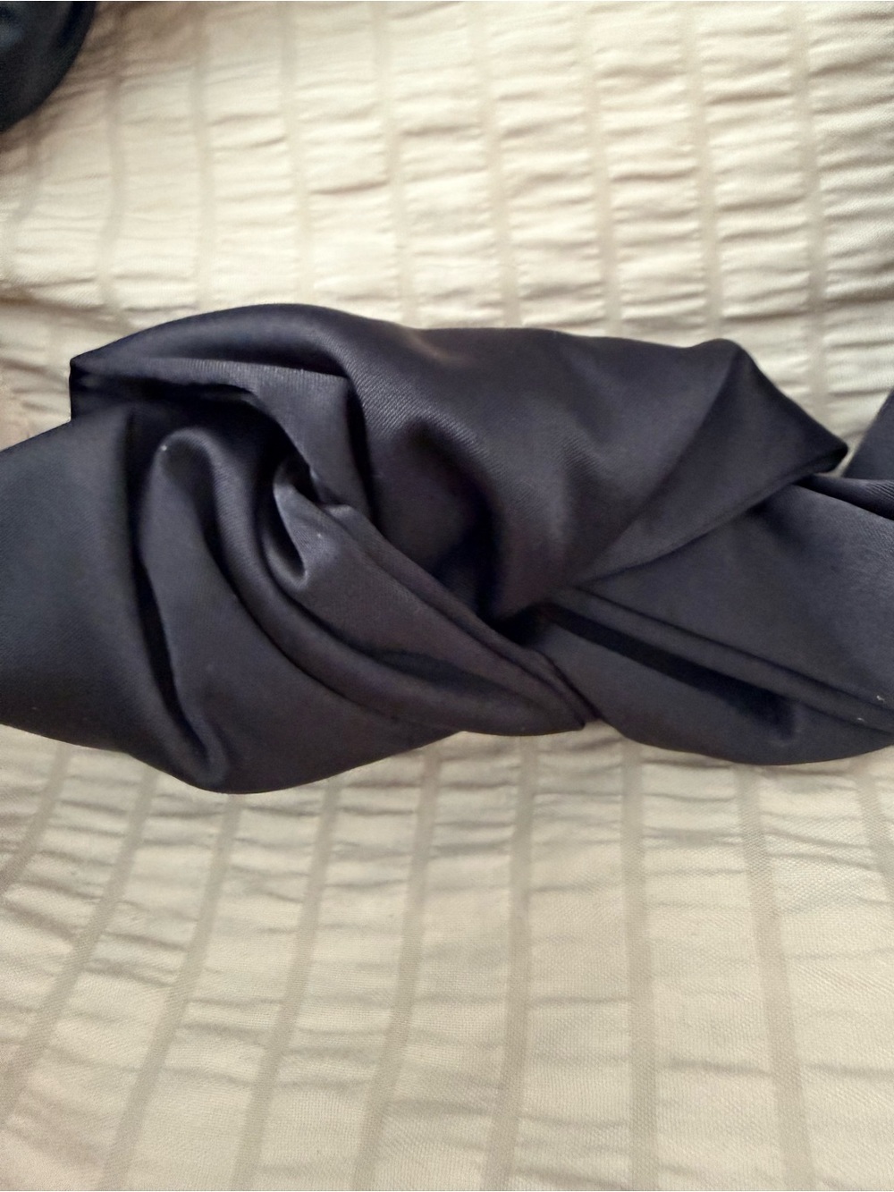 lululemon athletica Twisted Satin Headband in Black #2025 - Picture 3 of 5